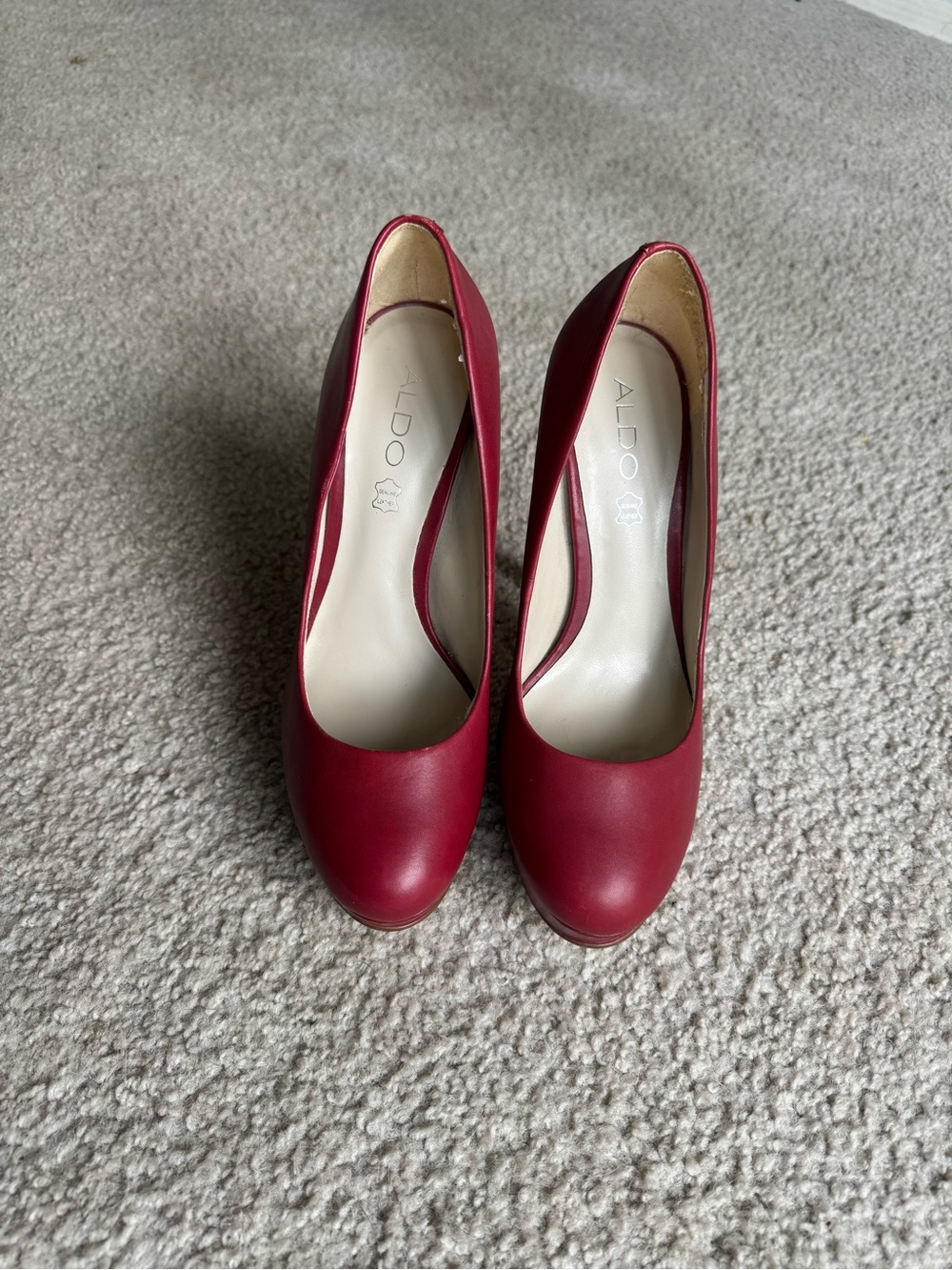 ALDO Women's Deep Red Round-Toe Pumps